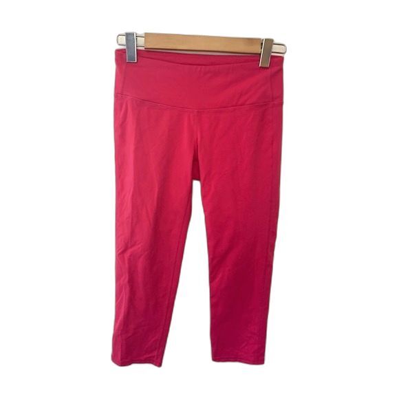 Athleta Bright Pink Mid-Rise Capri Length Leggings Size S - Picture 2 of 10